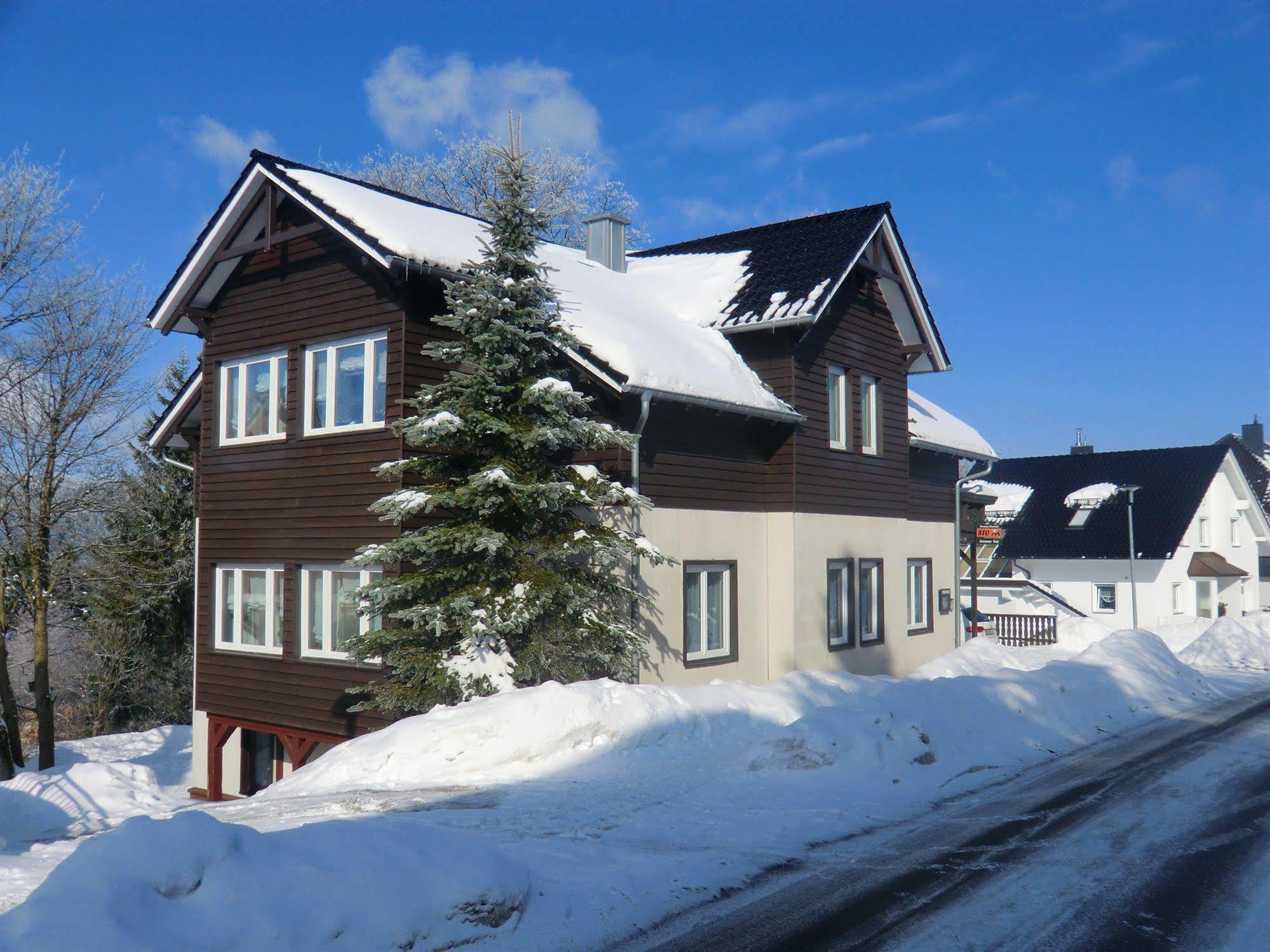 Pension & Ferienwohnung Oberhof 810 M Exterior foto